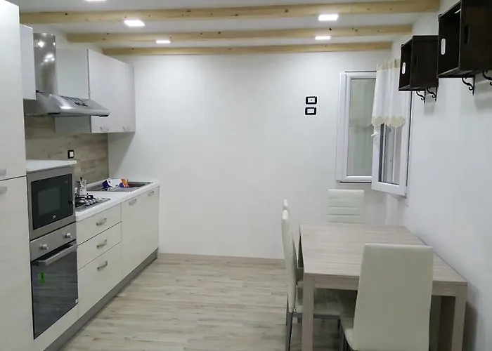 公寓 Bomboniera 科马基奥